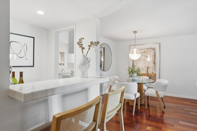 Photo - 222 7th St Unidad 202
