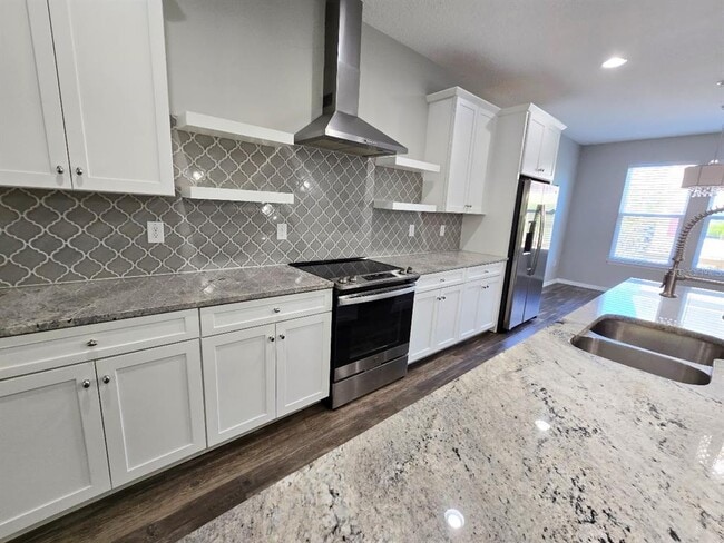 Photo - 807 Callista Cay Loop