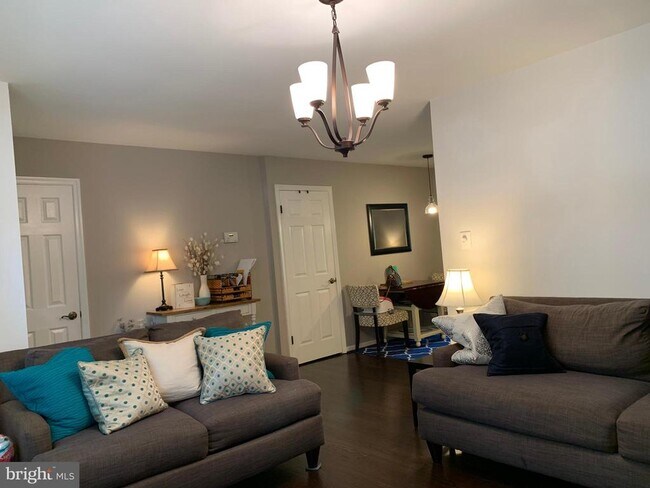 Photo - 5983 First Lndg Wy