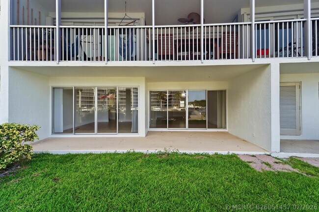 Photo - 1427 E Hillsboro Blvd Unit 123