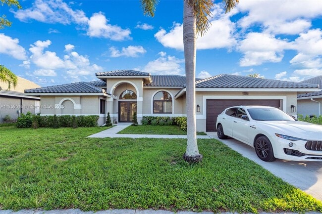 Photo - 10208 SW 12th St House