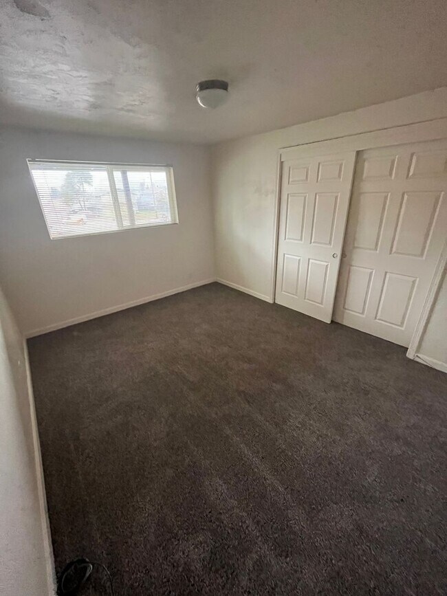 Photo - 520 S 42nd St Unidad D