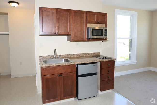 Studio - Washington Manor Apartments