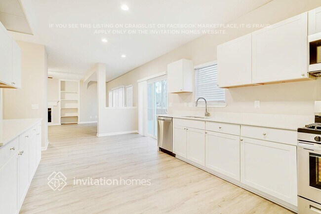 Photo - 482 Waterfront Dr