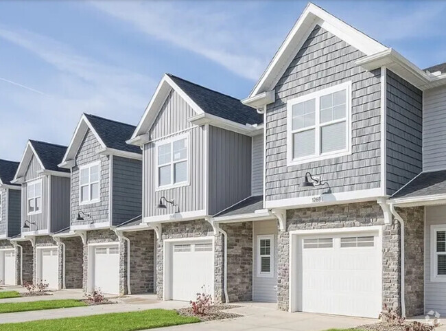 Building Photo - Ashton Mills Townhomes