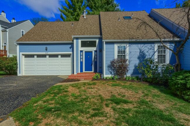 Building Photo - 2624 Hunters Point Dr Unit 2624 Hunters Point Drive