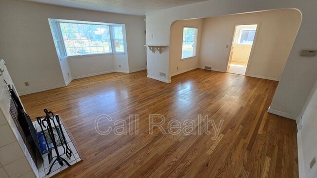 Photo - 4018 S Hatch St