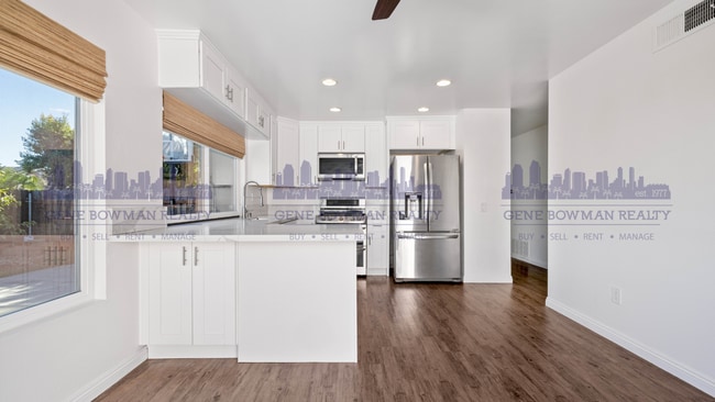 Building Photo - Beautiful 3 Bedroom / 2 Bathroom Home with...