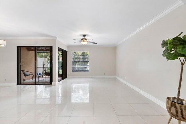 Photo - 2047 NW 45th Ave