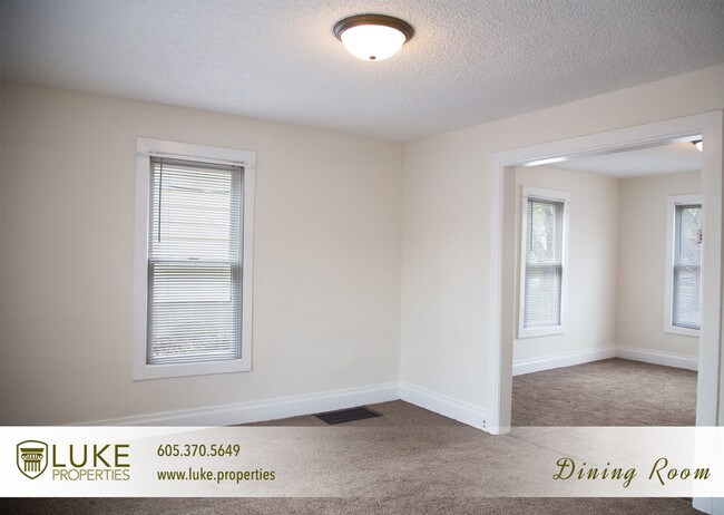 Photo - 814 N Indiana Ave