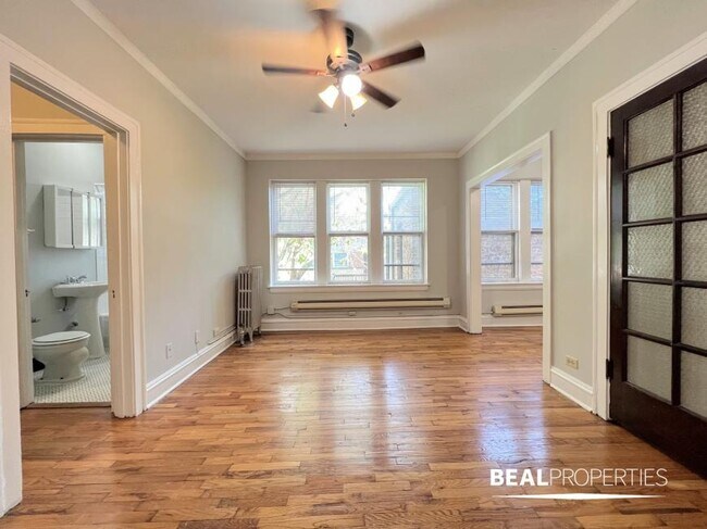 Building Photo - 0 bedroom in CHICAGO IL 60640 Unit 306 Rental