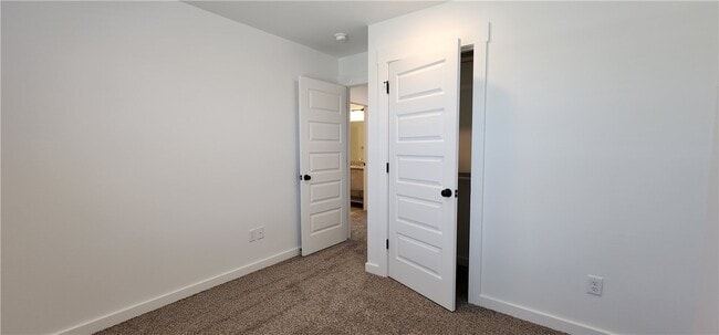 Photo - 1091 Kentucky Ave