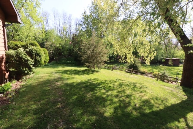 Photo - Stunning 4 Bedroom Home with Pond Access