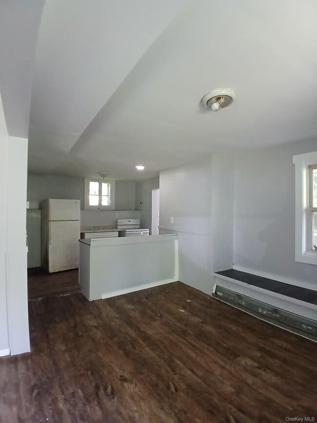 Photo - 299 S Main St Unit Apt #4