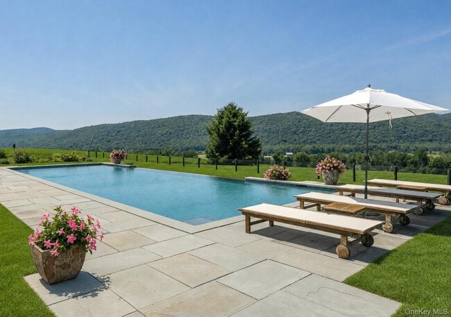 Photo - 162 Amenia Union Rd