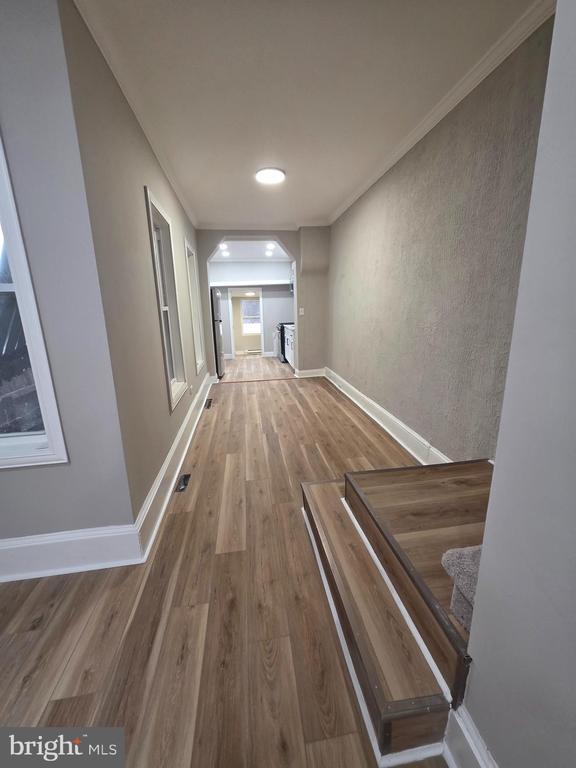 Photo - 158 W Green St