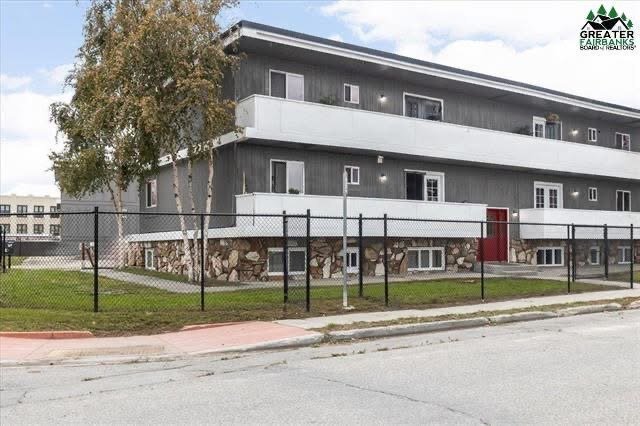 632 11th Ave Unit 4