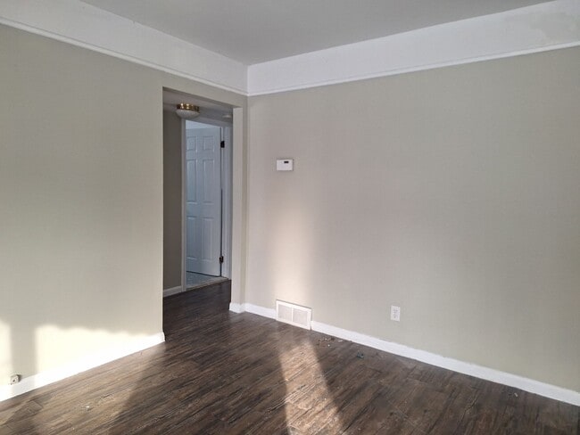 Photo - Charming 3 bedroom bungalow freshly updated