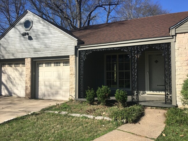 2/1 Fenced Yard KISD - 2/1 Fenced Yard KISD House