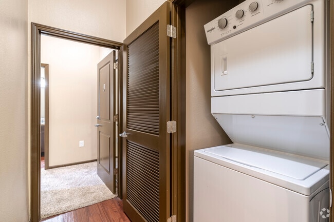 4BR, 4BA - 1,356 SF - The Republic