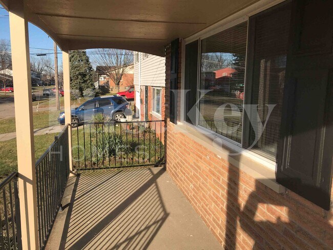 Photo - 5994 Waldway Ln