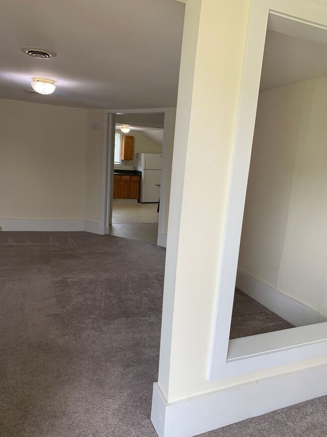 Photo - Studio Apartment on 2nd Floor of House Ava...