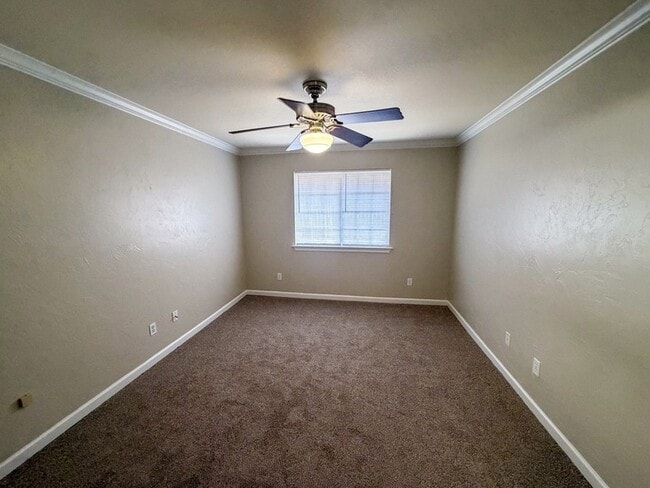 1611 Park Pl
