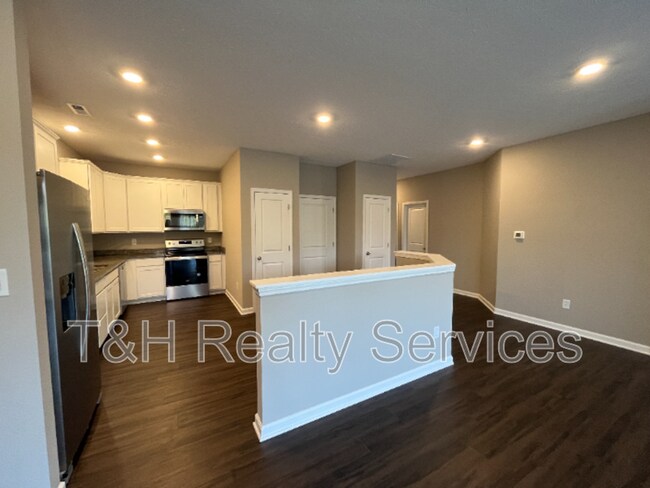 Photo - 5642 Brownstone Dr