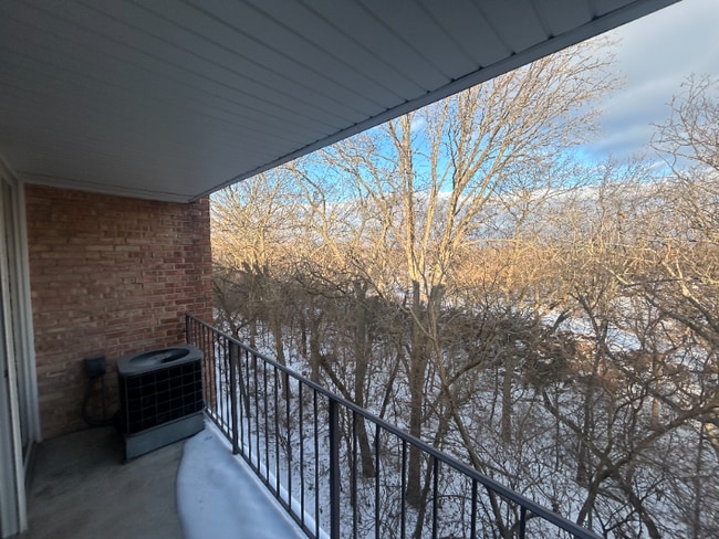 Photo - 5760 Abbey Dr Unidad 5760-4L