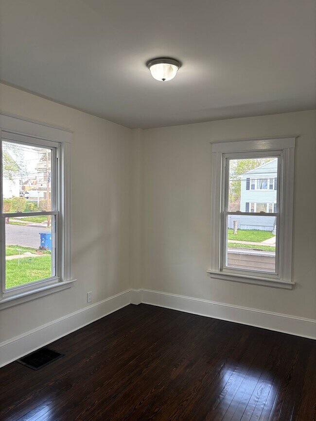 Photo - 38 Roberts St Unit FL 1