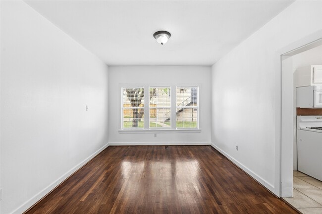 Photo - 2218 Arbor St