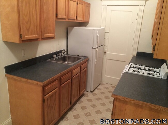 Photo - 231 Park Dr Unit 2