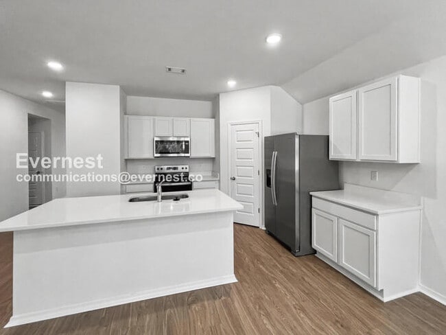 Photo - 1517 Ridgefield Cir