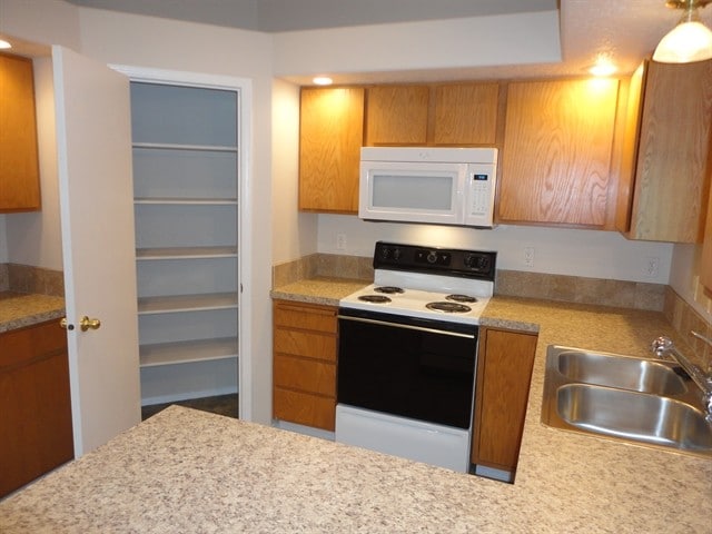 Photo - 2401 Louisiana Pl