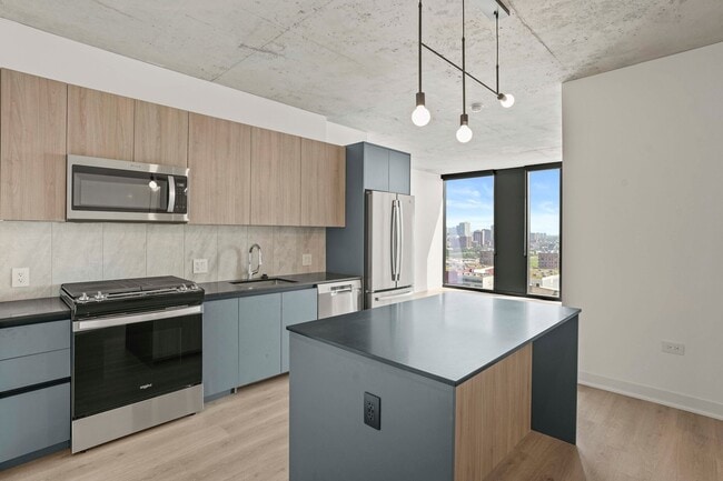 Photo - 244 W Polk St