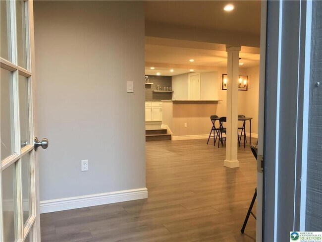 125 E Broad St Unit Basement
