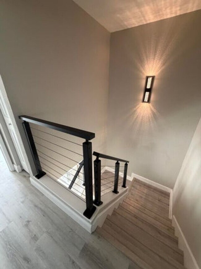 Photo - 117 Yacht Club Way