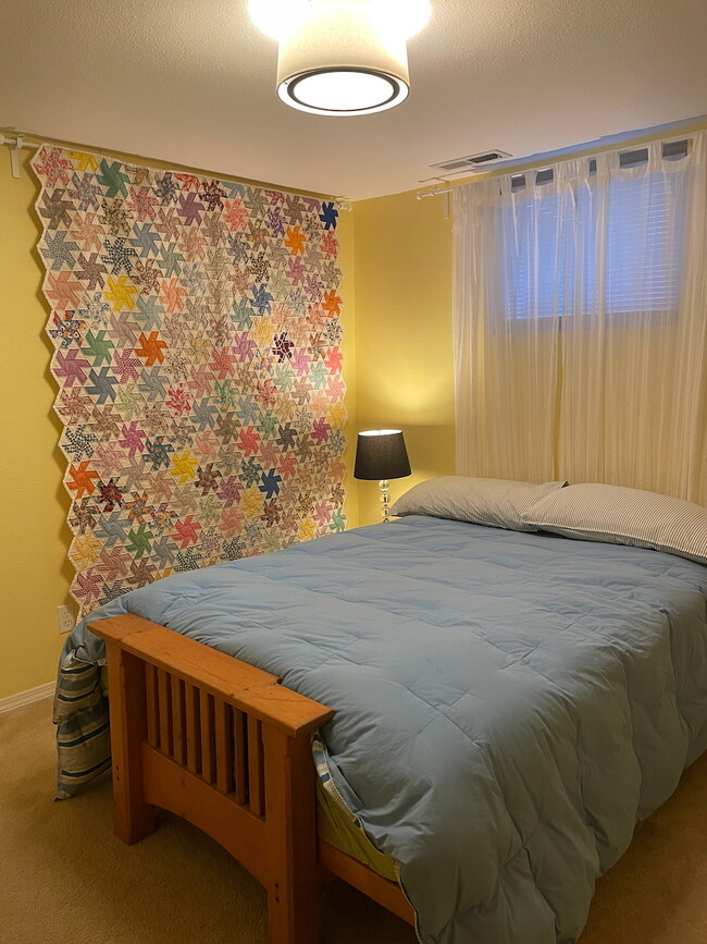 Photo - 4041 E Burnside St