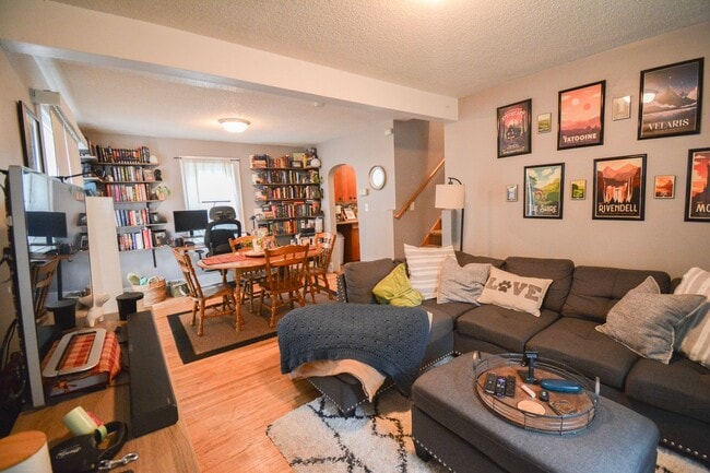 Photo - Tucked away, conveniently located, home for rent!