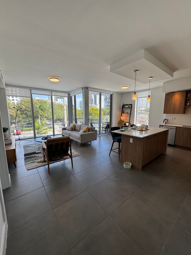 Photo - 29 NW 28th St Unit C3