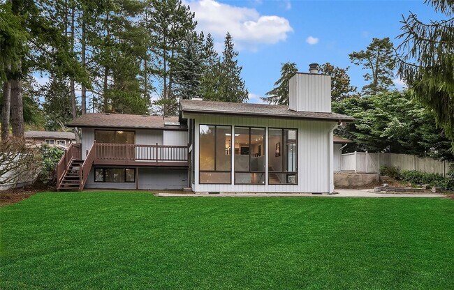 Photo - Stunning Remodeled Hunts Point Home for Rent