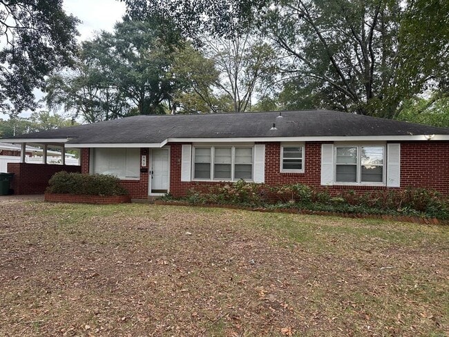 Building Photo - 942 Hillman St
