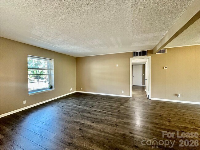 Photo - 2638 Park Rd