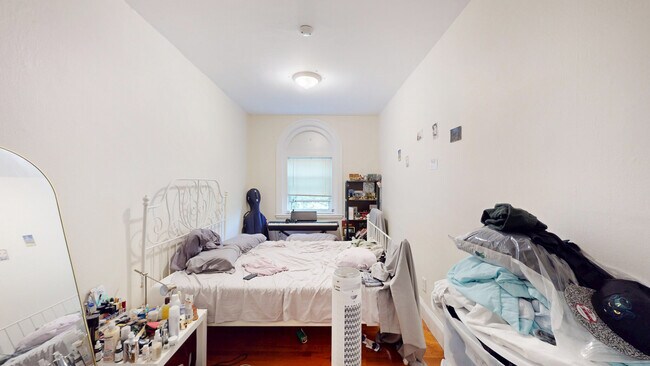 Photo - 1073 Beacon St Unit 7