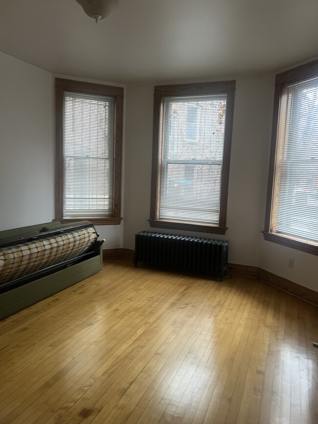 Photo - 1714 N Honore St Apartments Unit 1