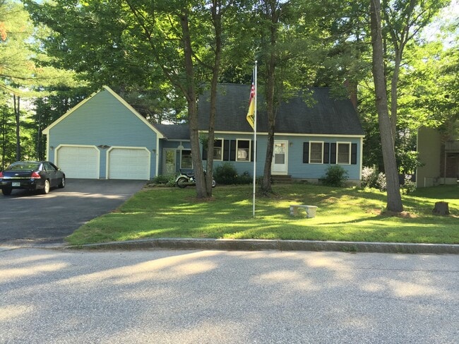 Building Photo - 15 Gallen Dr Rental