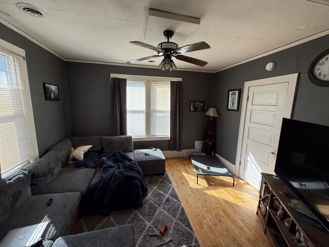Building Photo - ? Steps from Brady St! Bright 2BR with FREE Laundry & Pet-Friendly Living Unit #4 Upper Rear