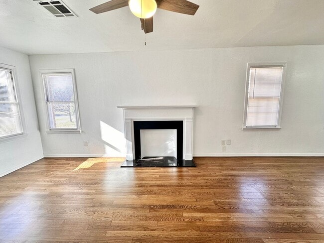 Photo - For Rent – Charming NW OKC Home with Solar Panels & Huge Backyard - Move in Deposit-Free (If Qual...