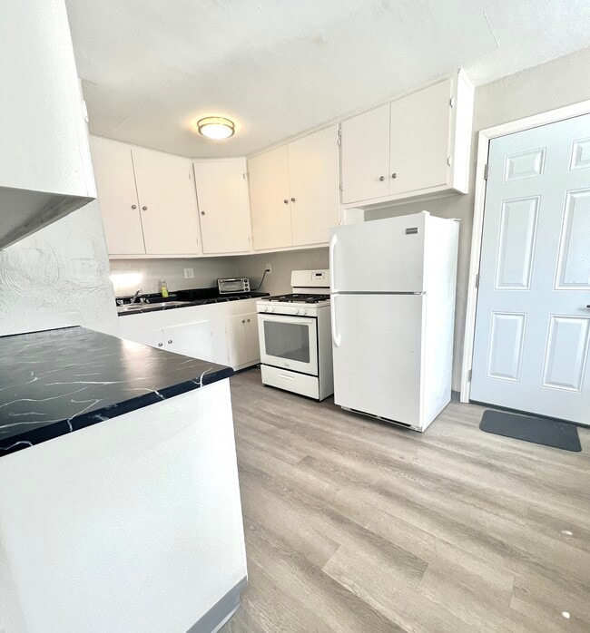 Photo - 2386 Velma Ave