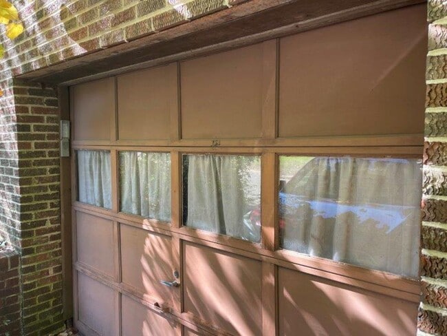 Photo - For Rent